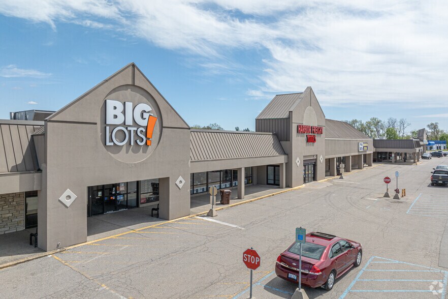 3500-3518 Plainfield Ave NE, Grand Rapids, MI à louer - Photo principale - Image 1 de 2