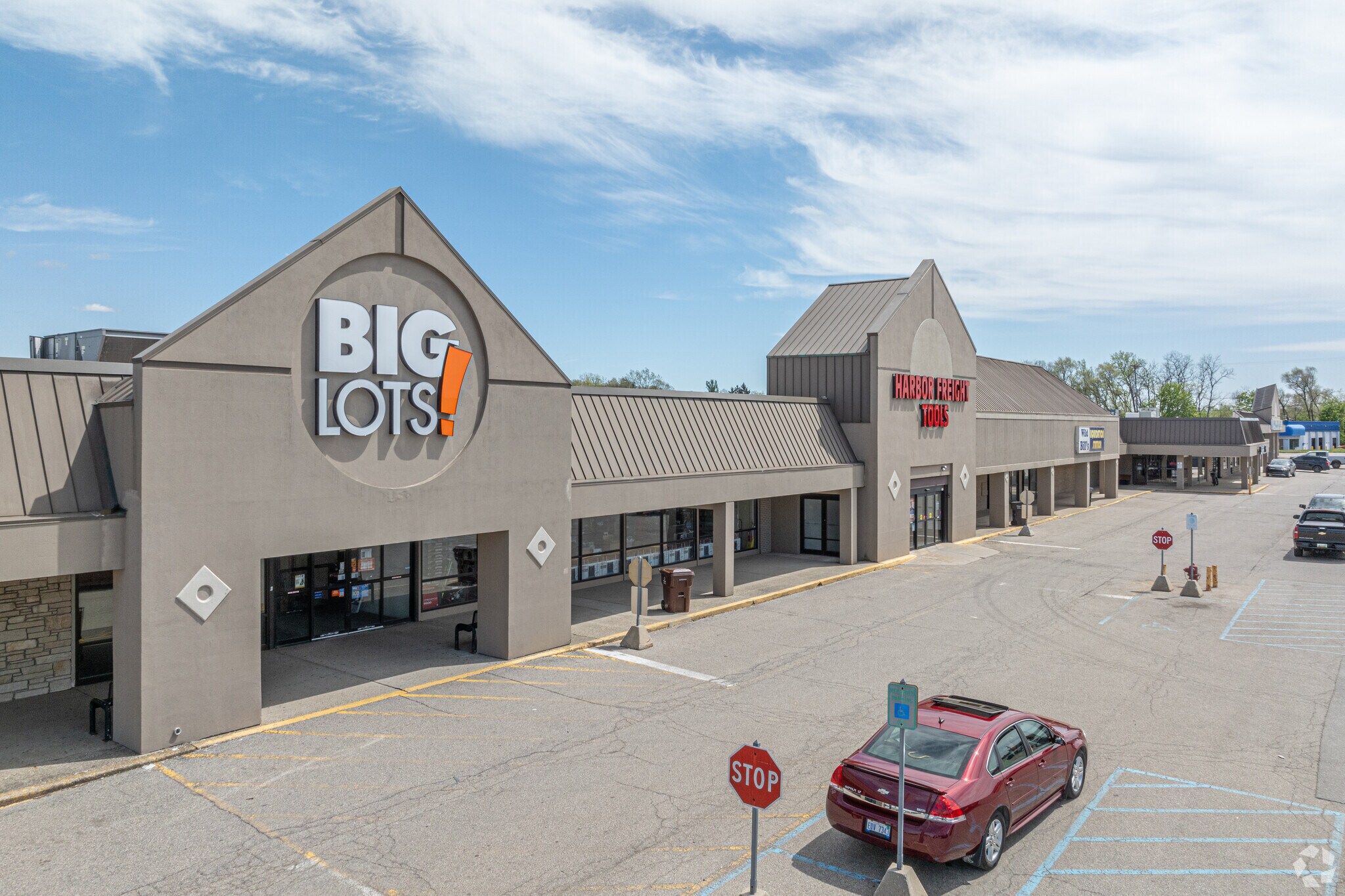 3500-3518 Plainfield Ave NE, Grand Rapids, MI for lease Primary Photo- Image 1 of 3