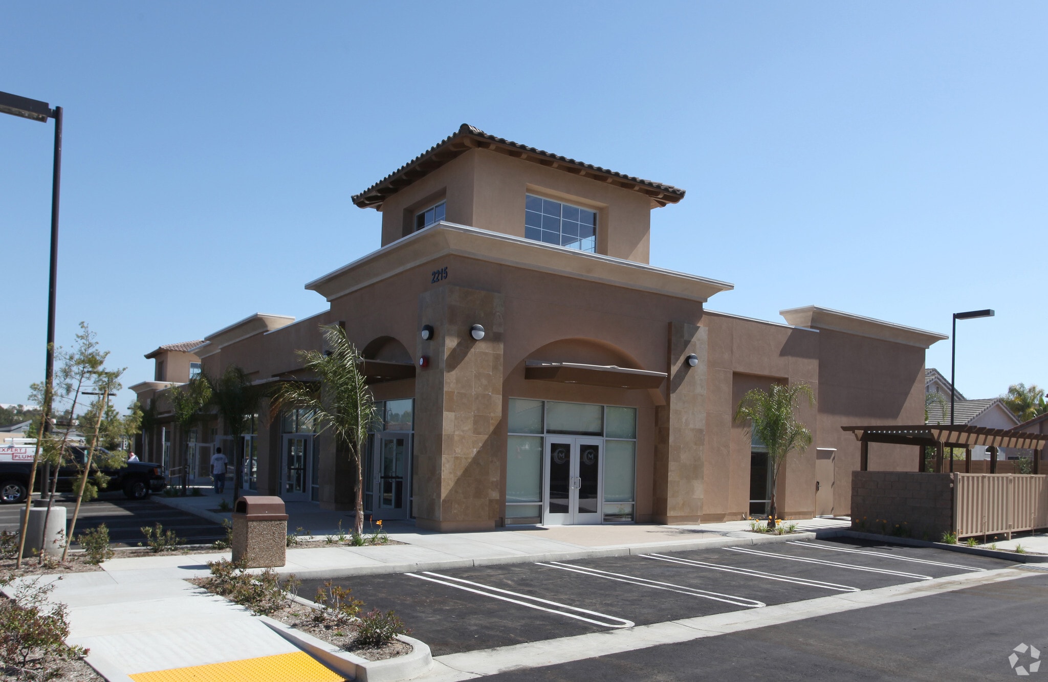 2215 S Melrose Dr, Vista, CA for lease Primary Photo- Image 1 of 7