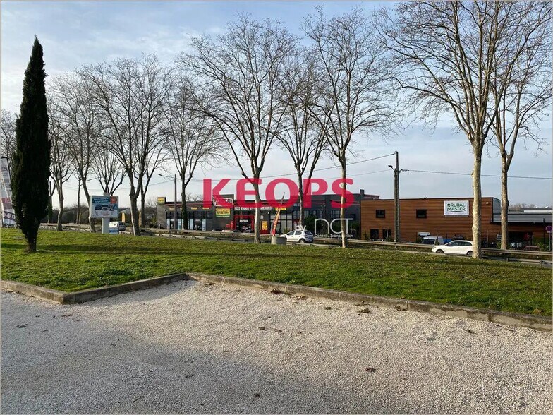 Commerce de détail dans Balma à louer - Photo du bâtiment - Image 3 de 4