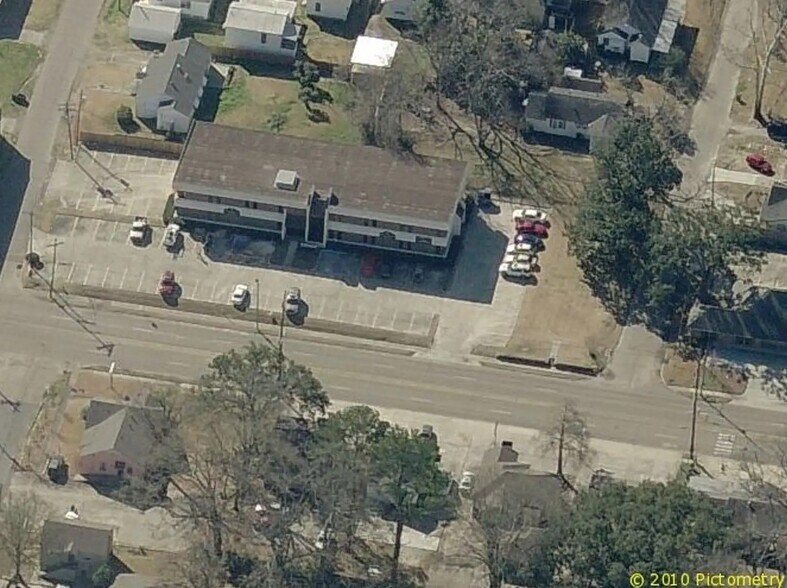 4336 North Blvd, Baton Rouge, LA for lease - Aerial - Image 3 of 9