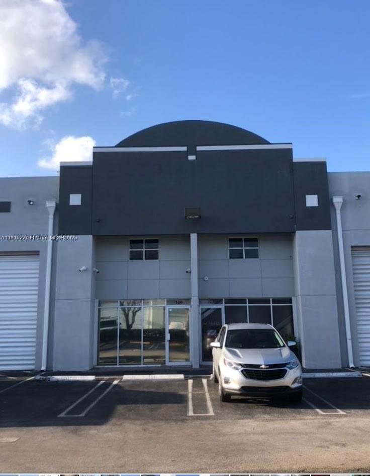 12151 SW 128th Ct, Miami, FL à vendre Photo du bâtiment- Image 1 de 1