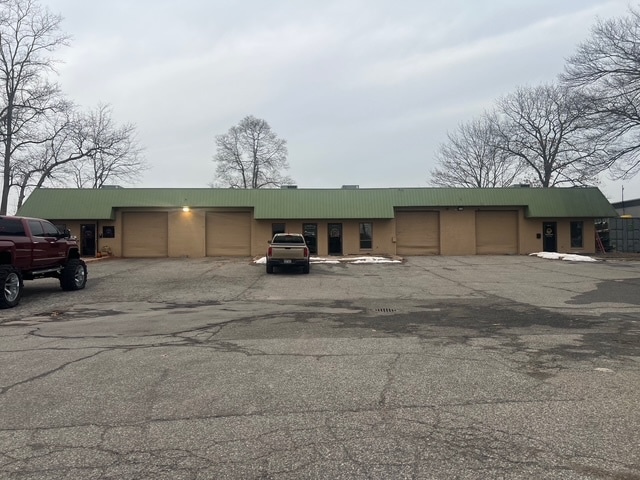 50 Rocky Point Yaphank Rd, Rocky Point, NY à louer Photo intérieure- Image 1 de 10