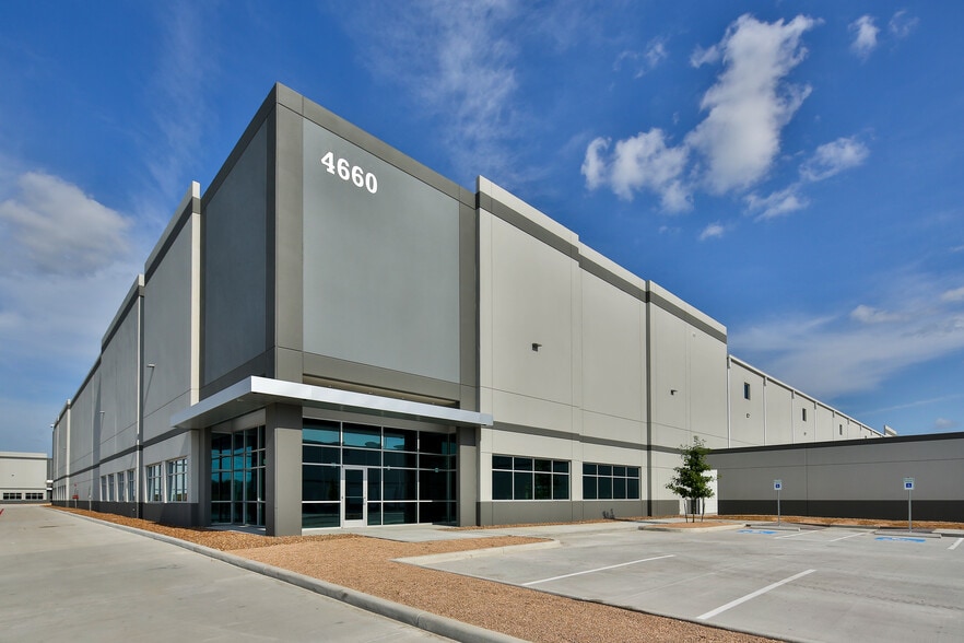 Beltway 8 & Hiram Clark, Houston, TX for lease - Building Photo - Image 2 of 8