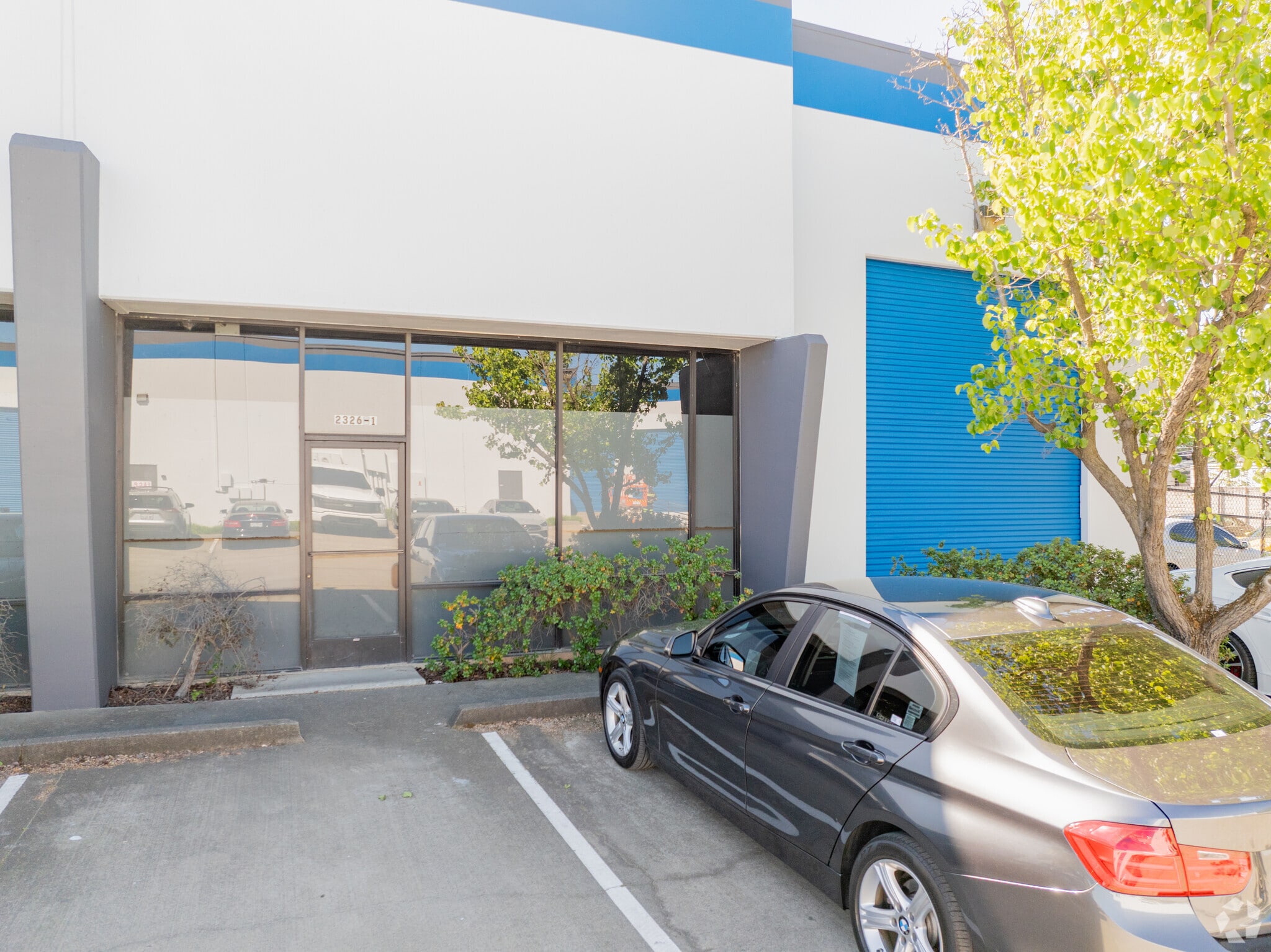 2320-2340 Auburn Blvd, Sacramento, CA for lease Building Photo- Image 1 of 1