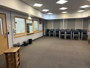 3550 Main St, Springfield, MA à louer Photo intérieure- Image 1 de 11