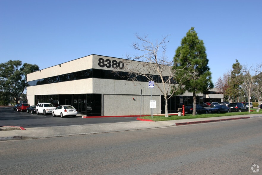 8380 Miramar Mall Rd, San Diego, CA à louer - Photo du bâtiment - Image 2 de 16