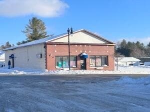 Plus de détails pour 301 S 2nd St, Lincoln, MI - Commerce de détail à vendre