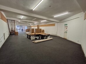 2a Lurke St, Bedford for lease Interior Photo- Image 2 of 6