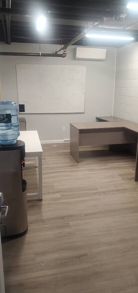 215 Old Tappan Rd, Old Tappan, NJ for lease - Building Photo - Image 3 of 5