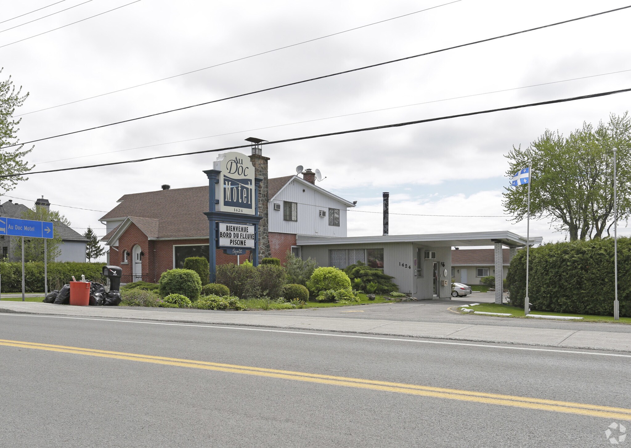 1424 Rue Notre-Dame, St-Sulpice, QC for sale Primary Photo- Image 1 of 1