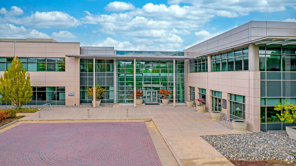 2475 Hanover St, Palo Alto, CA for lease - Primary Photo - Image 1 of 5