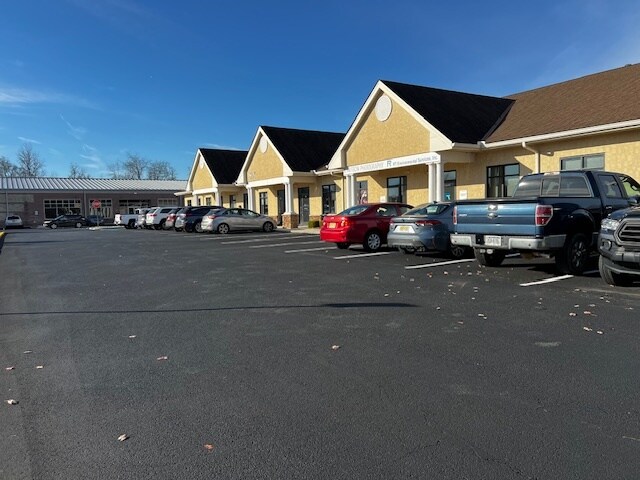 553 Beckett Rd, Logan Township, NJ à louer - Photo du bâtiment - Image 3 de 3