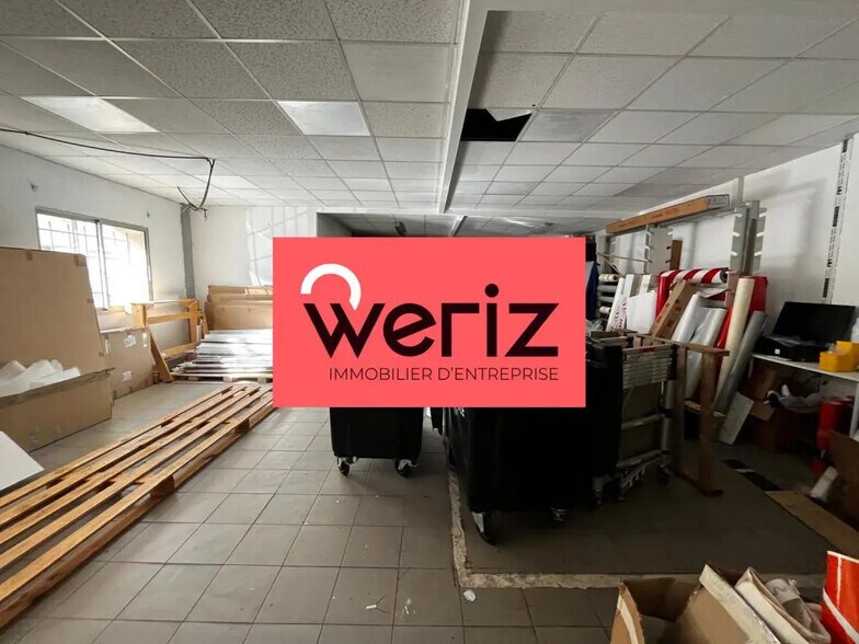 Flex in Marseille for lease - Interior Photo - Image 2 of 5