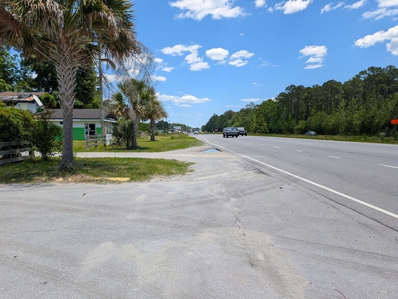 367 Freedom Way, Jacksonville, NC à vendre - Photo du bâtiment - Image 2 de 14