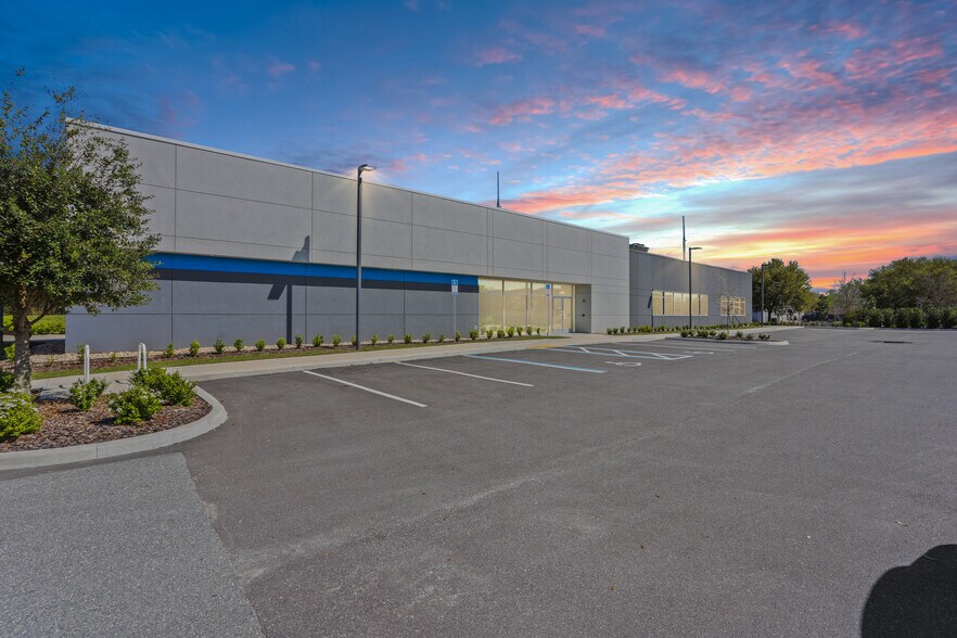 14193 NW 129th Way, Alachua, FL à louer - Photo du bâtiment - Image 3 de 14