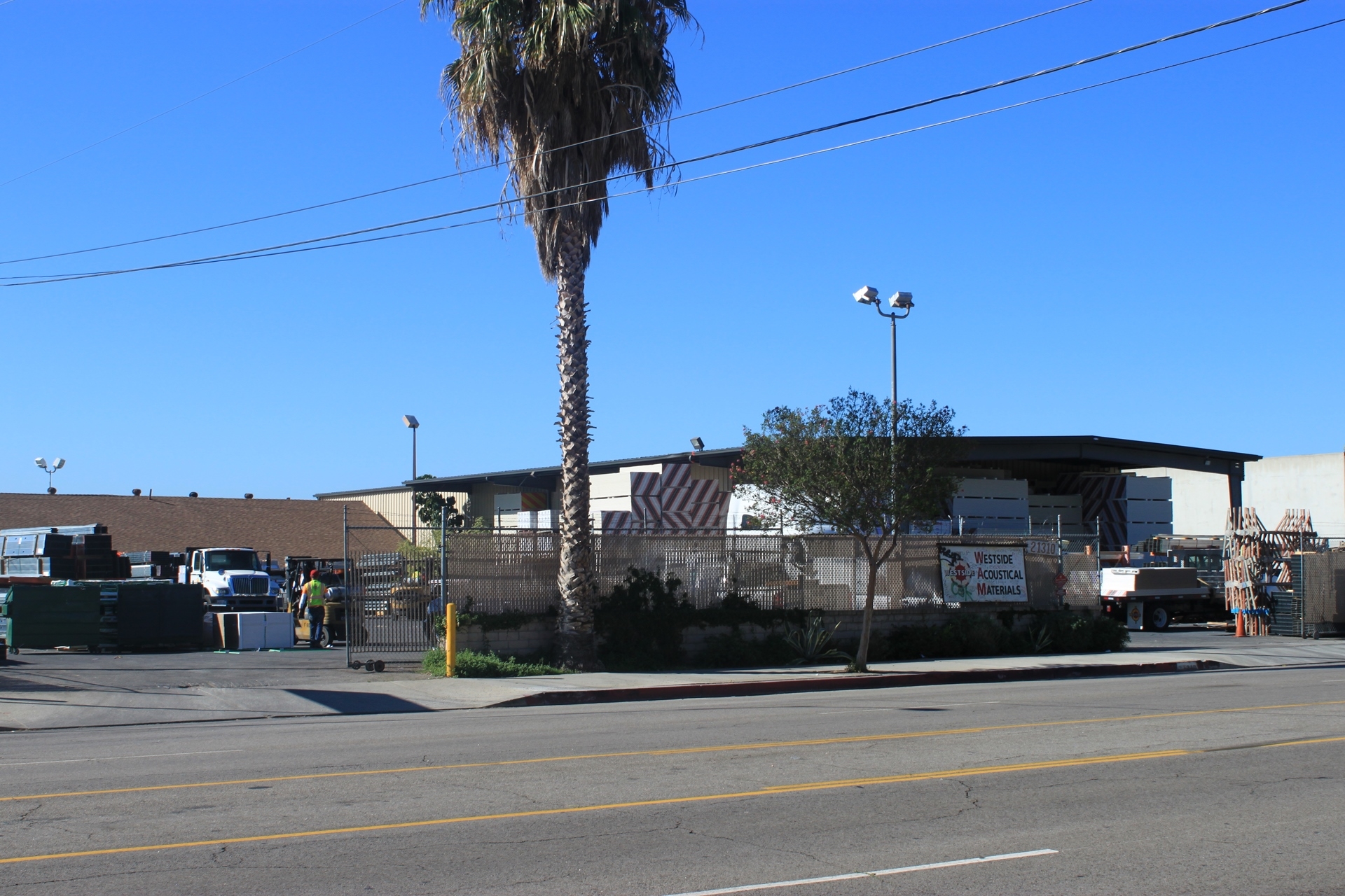 21310 Nordhoff St, Chatsworth, CA for sale Primary Photo- Image 1 of 1