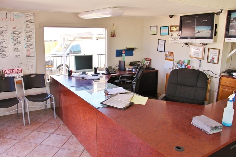 26068 5th St, San Bernardino, CA for sale - Interior Photo - Image 3 of 7