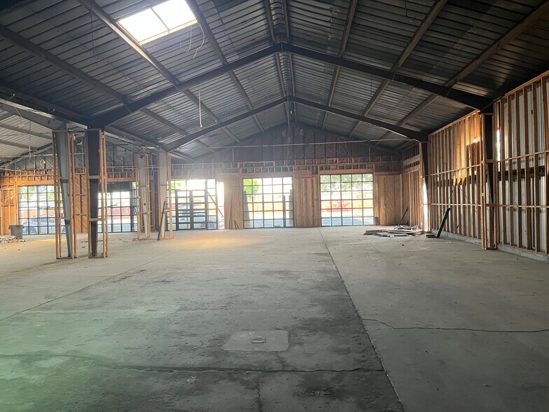 2930 Union Ave, Bakersfield, CA à vendre - Photo du bâtiment - Image 3 de 10