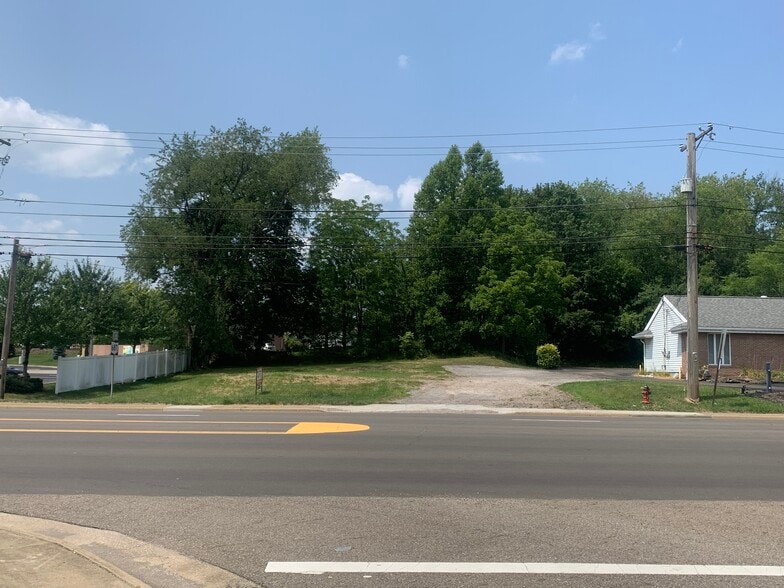 3445 Whipple Ave NW, Canton, OH for sale - Building Photo - Image 3 of 8