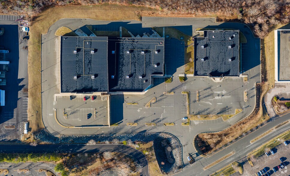 703-705 Technology Center Dr, Stoughton, MA à louer - Aérien - Image 3 de 9