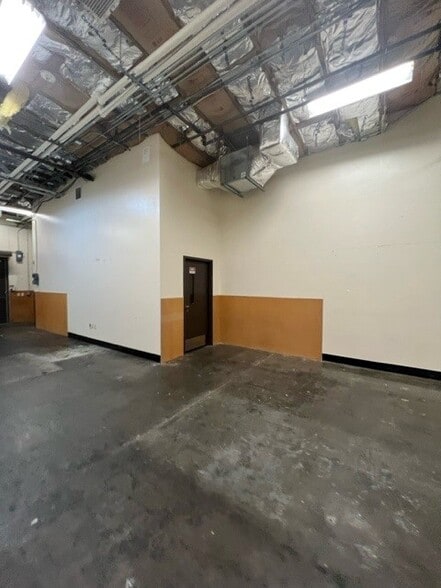 301 Makaala St, Hilo, HI for lease - Interior Photo - Image 3 of 12