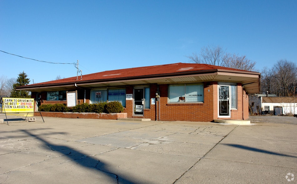1444-1448 Parkman Rd, Warren, OH for sale - Primary Photo - Image 1 of 4