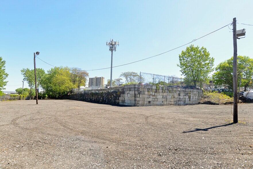 5401 Tonnelle Ave, North Bergen, NJ à louer - Photo du bâtiment - Image 3 de 5
