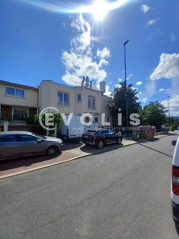 Office in Clamart for lease Building Photo- Image 1 of 7