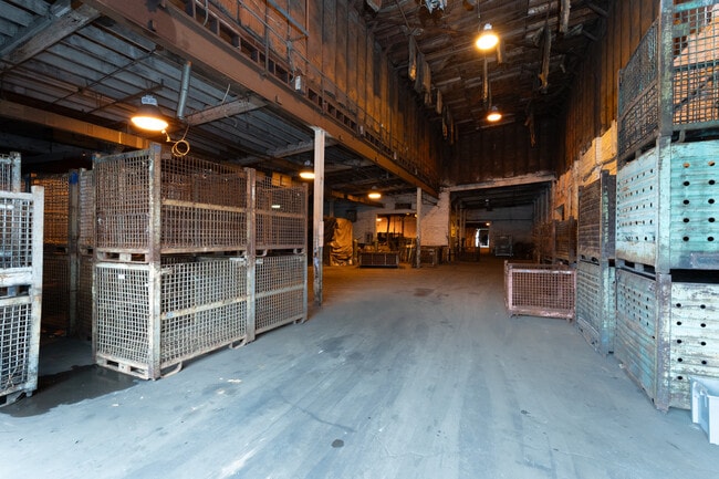 Plus de détails pour 1315 W 18th St, Anderson, IN - Industriel aux enchères