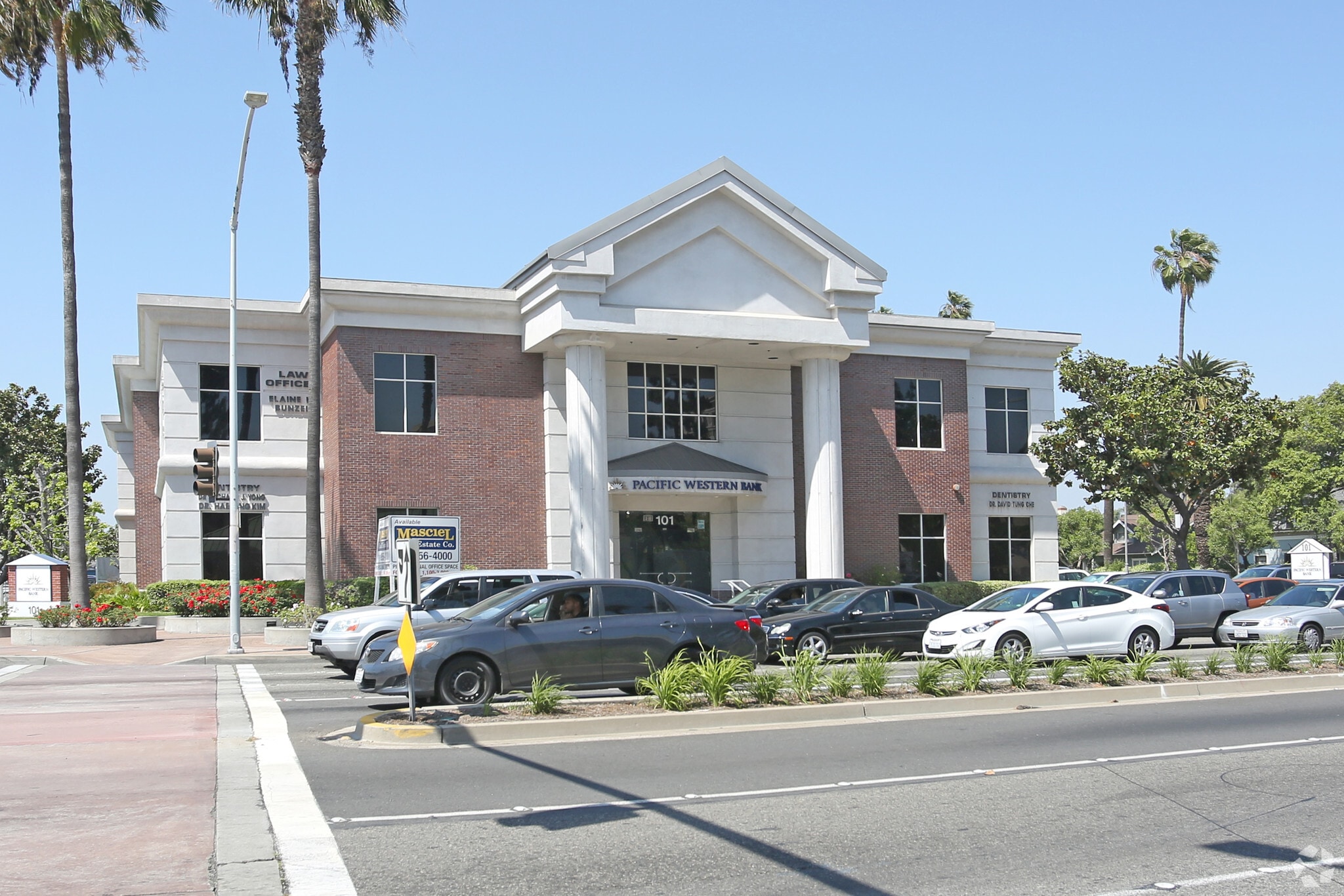 101 E Lincoln Ave, Anaheim, CA for lease Primary Photo- Image 1 of 3