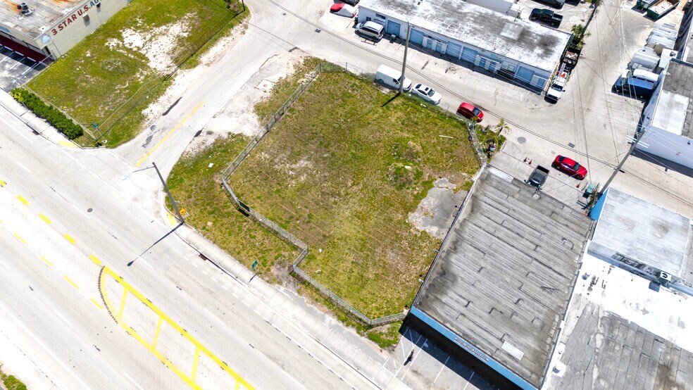 4320-4340 Dixie Hwy, Oakland Park, FL à vendre - Aérien - Image 2 de 5