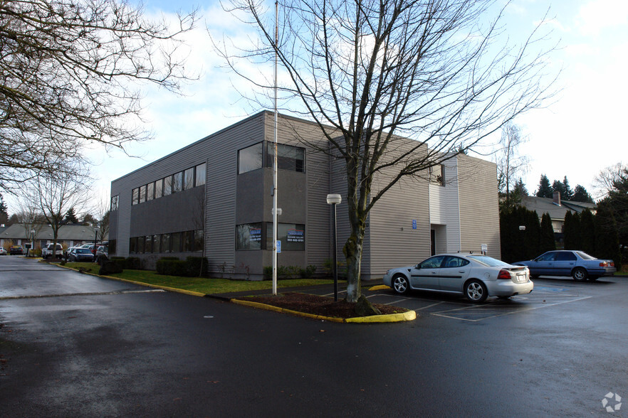 14050 SW Pacific Hwy, Tigard, OR for lease - Primary Photo - Image 2 of 13