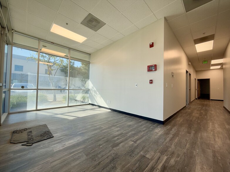 13924 Mountain Ave, Chino, CA for lease - Building Photo - Image 3 of 12