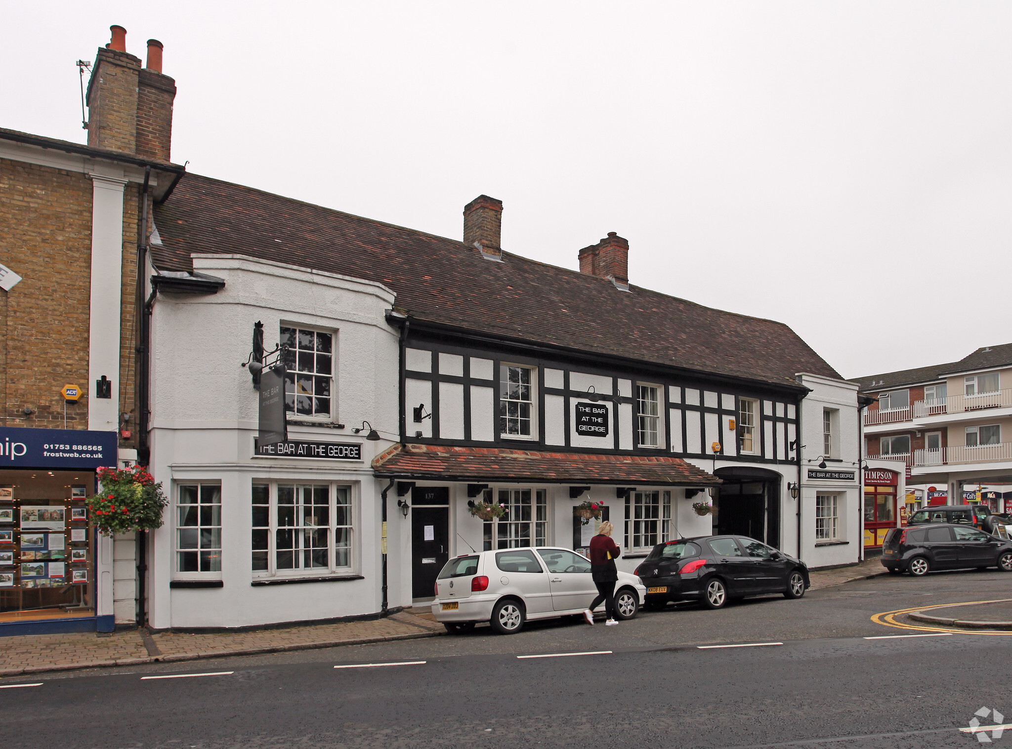 137 High St, Chalfont St Peter for sale Primary Photo- Image 1 of 9