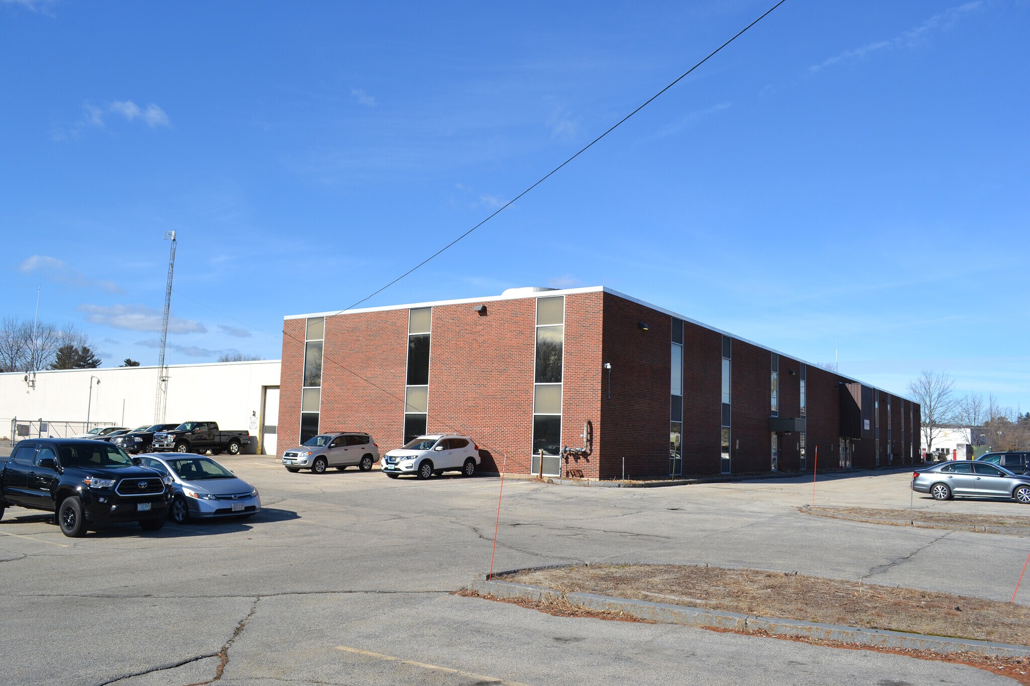 100 Gay St, Manchester, NH for lease Building Photo- Image 1 of 1