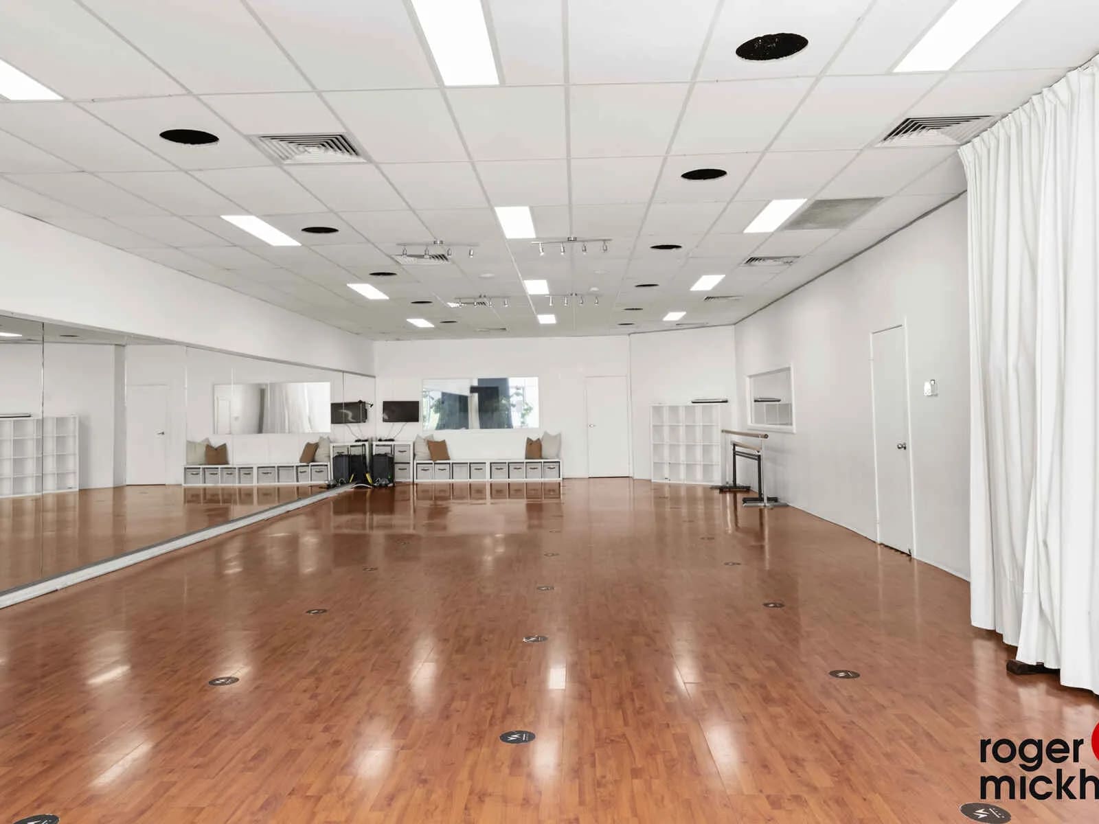 142 Great North Rd, Five Dock à louer Photo intérieure- Image 1 de 5