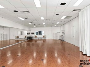 142 Great North Rd, Five Dock à louer Photo intérieure- Image 1 de 5