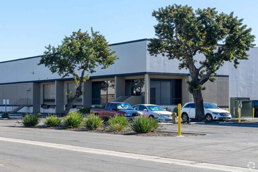 14404 Best Ave, Santa Fe Springs, CA for lease - Primary Photo - Image 3 of 23