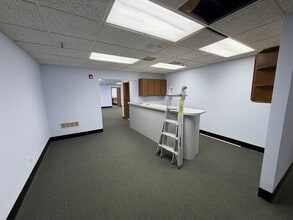 511-515 Thornhill Dr, Carol Stream, IL à louer Photo intérieure- Image 2 de 4