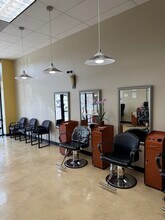 8130-8136 SE Foster Rd, Portland, OR for lease Interior Photo- Image 2 of 7