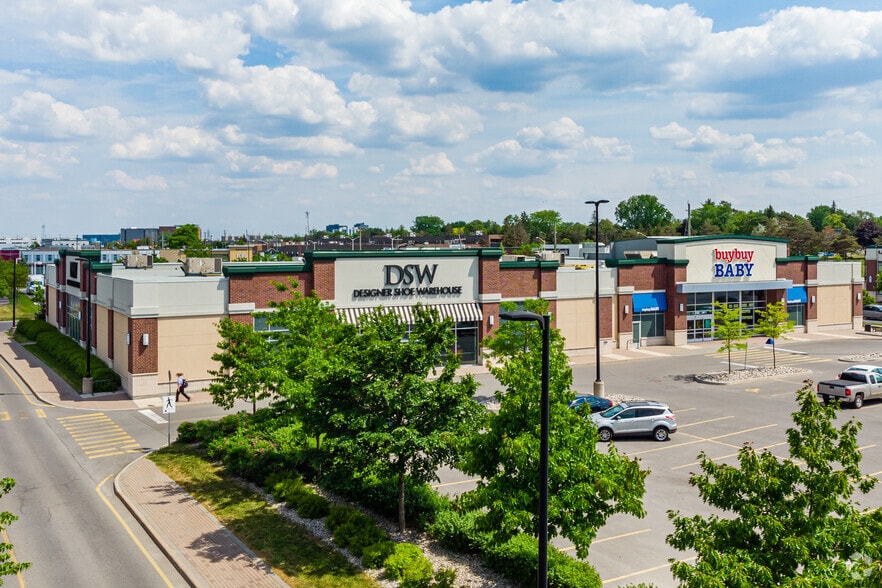 595 Industrial Ave, Ottawa, ON for lease - Building Photo - Image 2 of 4