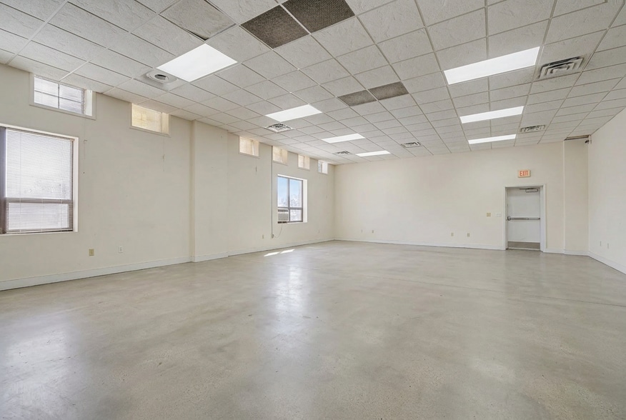 688 Route 17K, Montgomery, NY for lease - Building Photo - Image 3 of 37