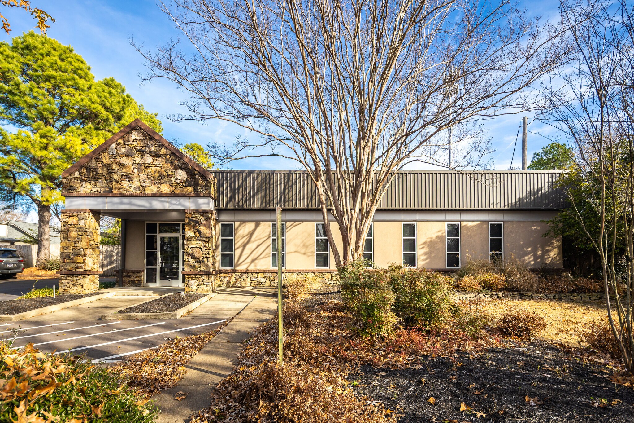 30 S Byhalia Rd, Collierville, TN for lease Interior Photo- Image 1 of 10