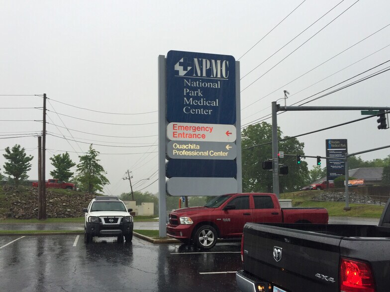 1900 Malvern Ave, Hot Springs, AR à vendre - Photo du bâtiment - Image 3 de 15