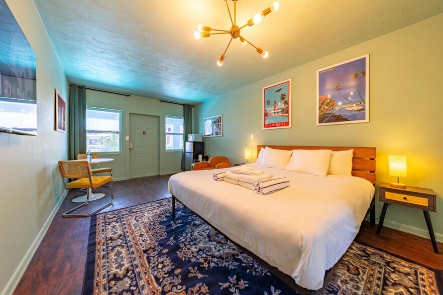 333 Hamden Dr, Clearwater Beach, FL à vendre - Photo intérieure - Image 3 de 15