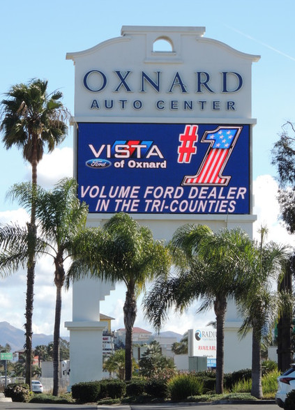 1501 Auto Center Dr, Oxnard, CA à vendre - Autre - Image 2 de 9