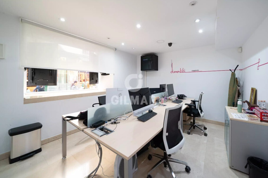 Madrid, MAD 28013 - Unit 2 -  - Interior Photo - Image 1 of 9