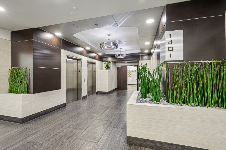 1401 N Green Valley Pky, Henderson, NV for lease - Interior Photo - Image 2 of 16