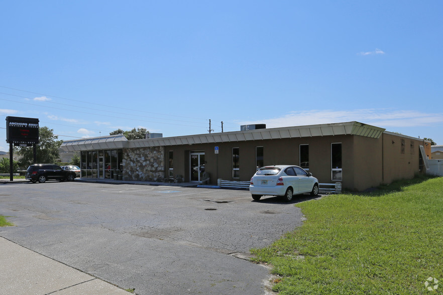 2323 State Road 580, Clearwater, FL for lease - Building Photo - Image 2 of 12